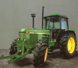 Трактор JOHN DEERE 3050