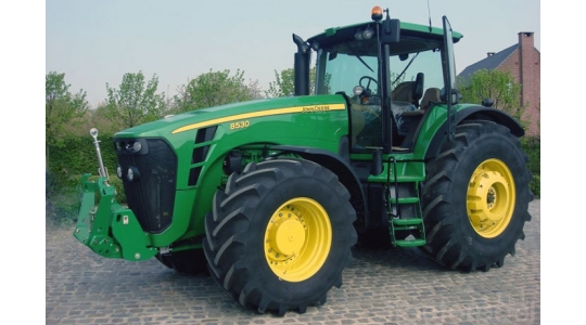  JOHN DEERE
